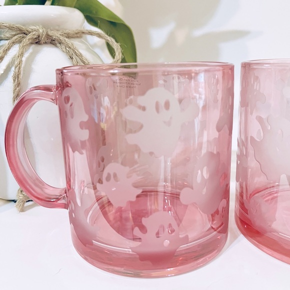 💕👻 Set of 2 Pink Glass Ghost Mugs - Picture 4 of 5